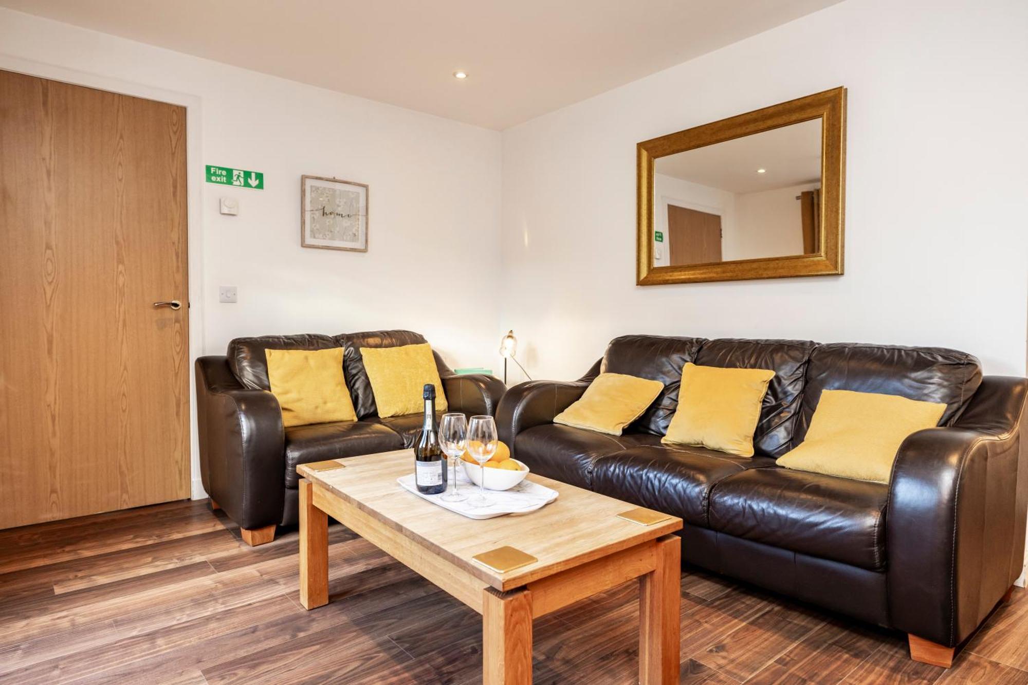 Bright House With Garden & Patio In Market Town Inverurie Exterior foto